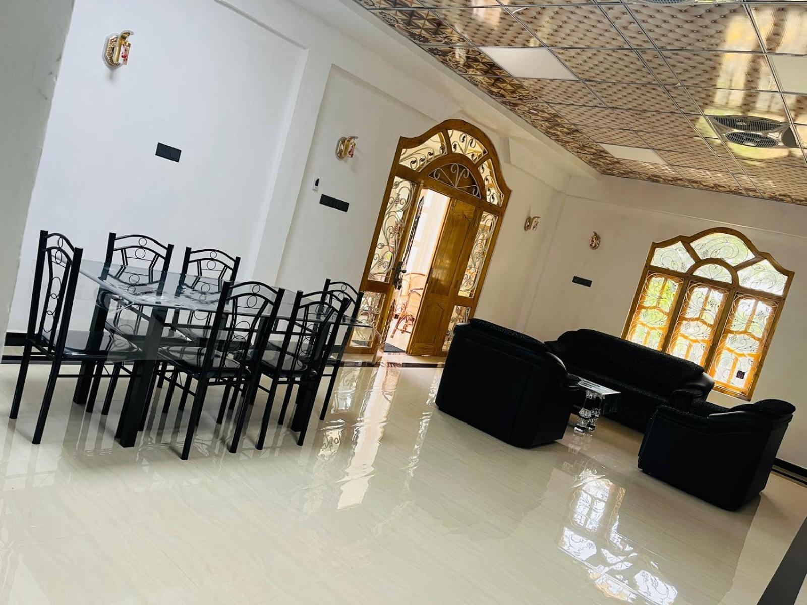 J & J Homestay Jaffna Buitenkant foto